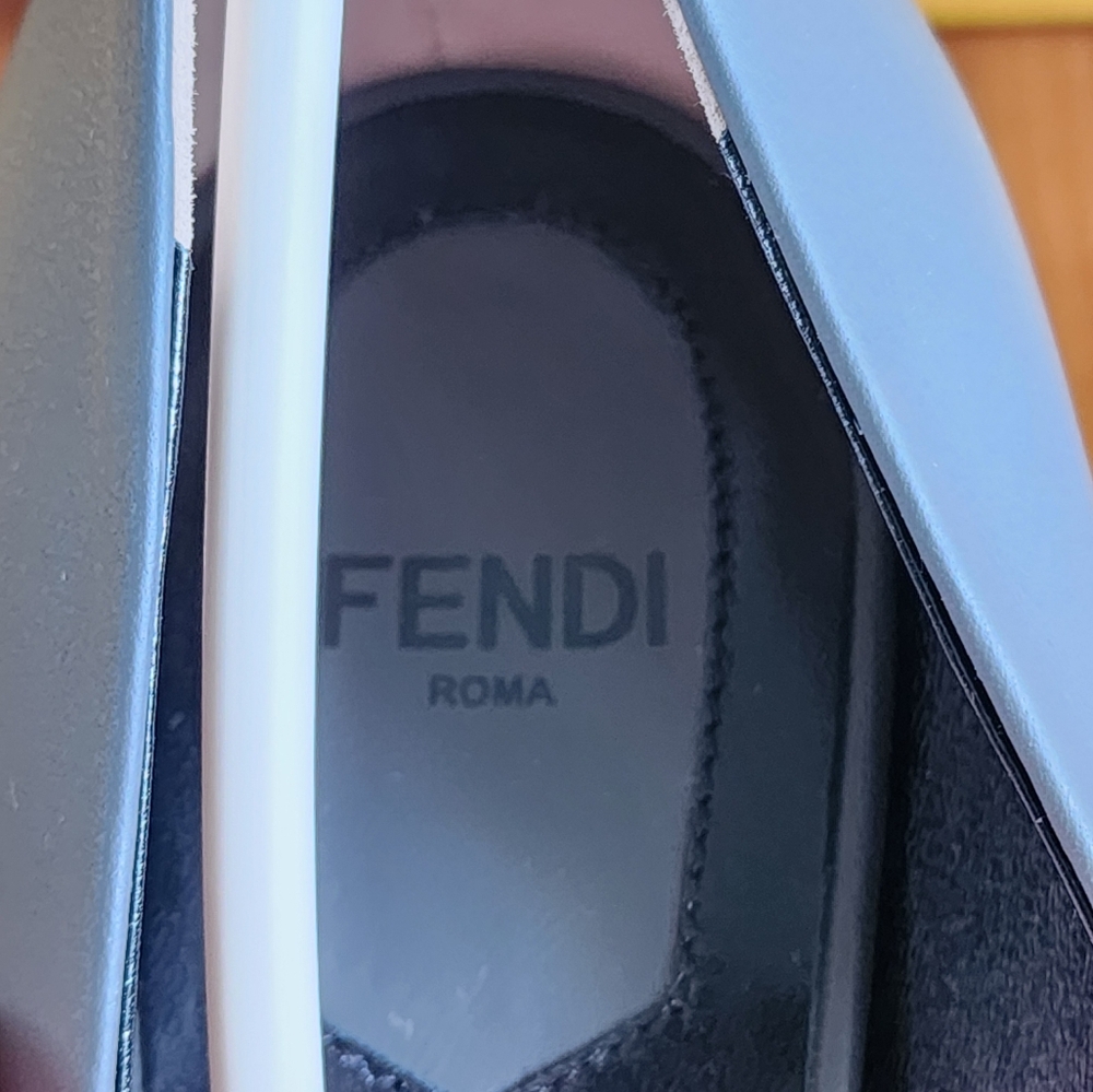 $650 Brand New 100% Auth Fendi Leather Stilleto Shoes Yellow EU 37 US 7 - Picture 8 of 8